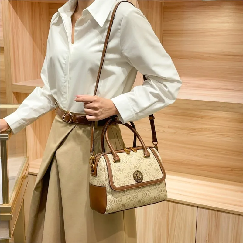 

Light luxury brand women's handbag 2025 new fashionable high-end single shoulder handheld niche design crossbody bag Boston bag