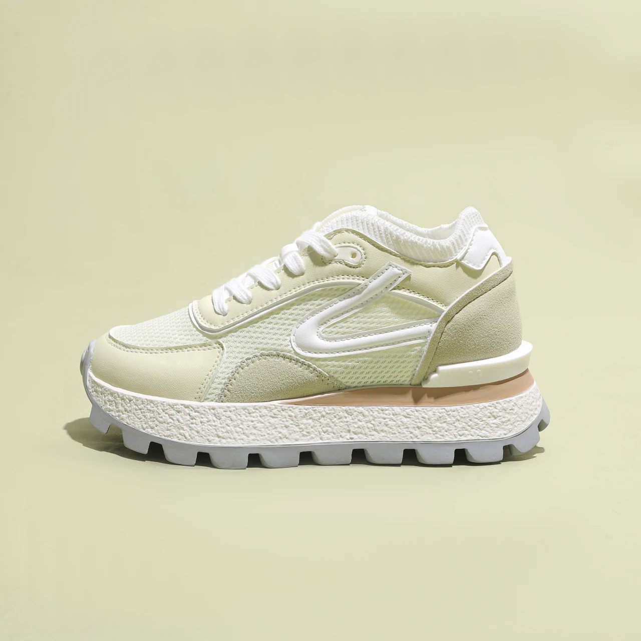 أحذية رياضية نسائية عصرية ذات تصميم علامة تجارية ذات نعل سميك لربيع وخريف 2025 أحذية تنس جديدة برباط علوي شبكي قابلة للتنفس #3