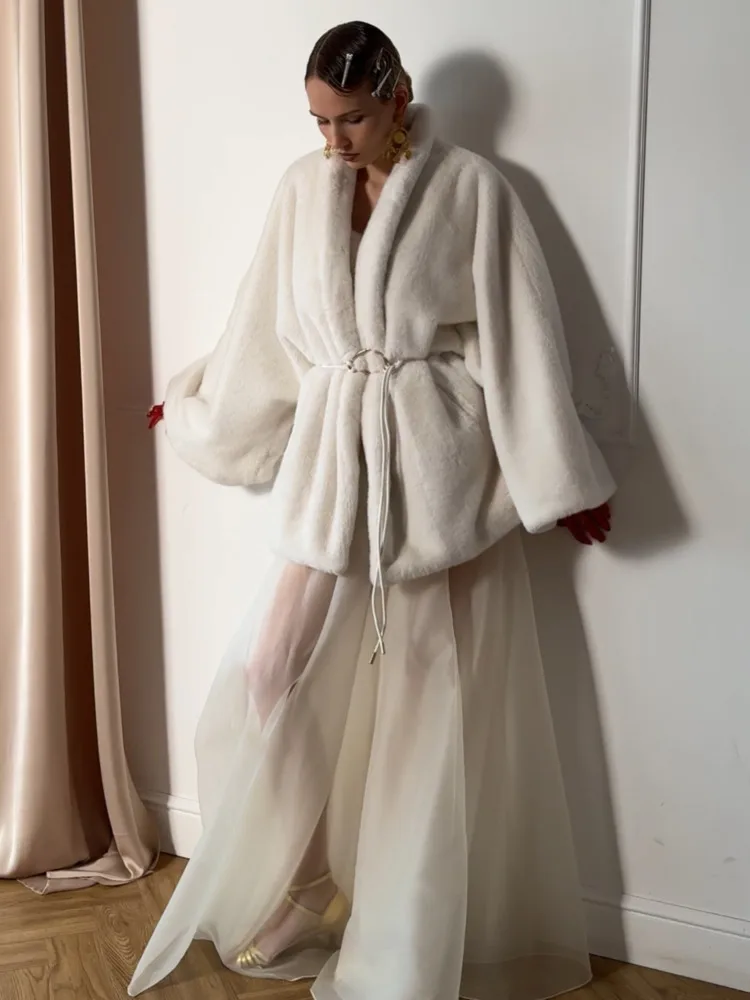 DFDG Abrigo de piel sintética blanco de invierno para mujer con cinturón de manga larga con frente abierto piel prendas de vestir exteriores cálidas 2025 piel de moda femenina