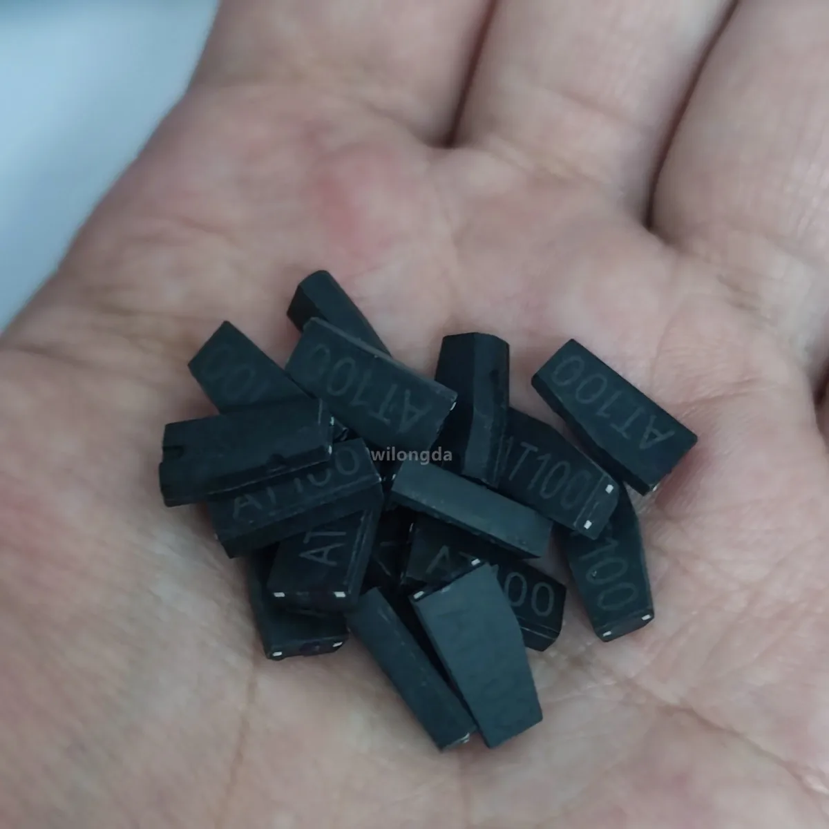 

10PCS Autel AT100 Universal Super Transponder Chip for XP200 XP400 XP400PRO Car Key Chip for Vehicles Key Programming