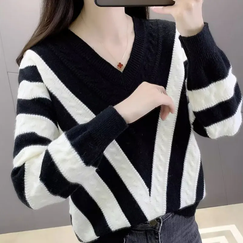 Fashion Striped Spliced Knitted Jumpers Autumn Winter Long Sleeve Female Clothing Casual V-Neck Korean Screw Thread Sweaters New