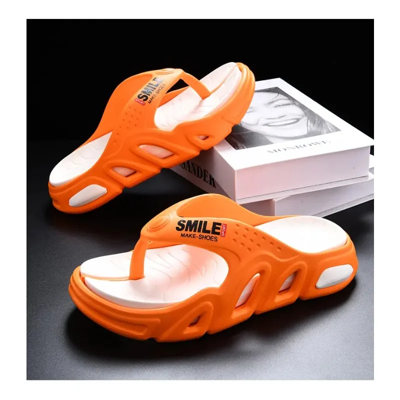 

2026 Summer Men's Flip Flops Outdoor Indoor Slippers Thick Soft Comfortable Shoes Men Beach Sandals Non-slip Home Male Slippers