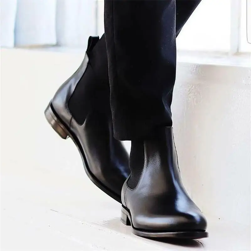 Men Chelsea Boots Black High-quality Leather Pointed Toe Mid-heel Fashion Business Casual Classic Slip-on Men Boots