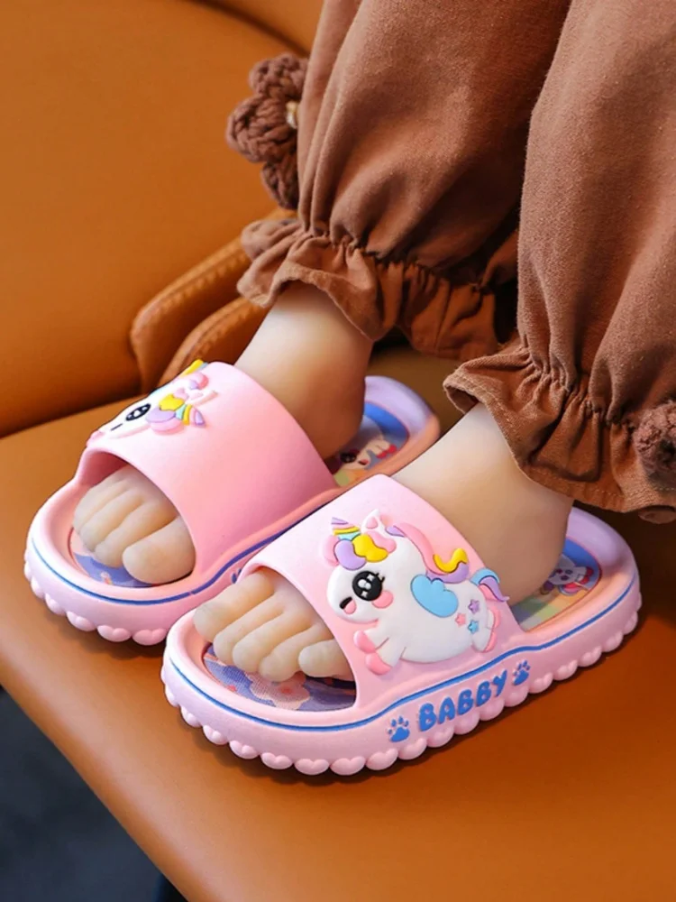 Summer slippers for girls children fashion beach shoes for boys with thick soft soles for outdoor play