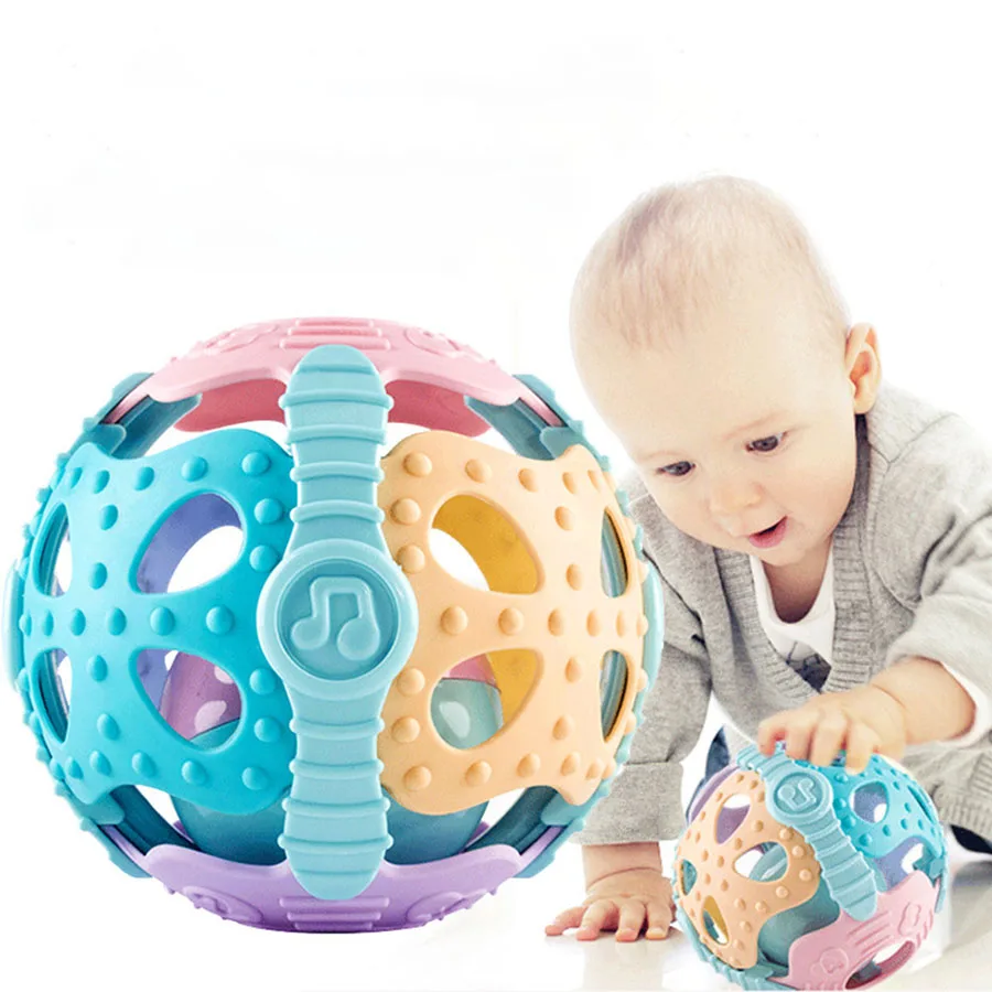 Baby buckle hole soft rubber hand grasp ball early education puzzle Manhattan new grasping training baby can chew toys