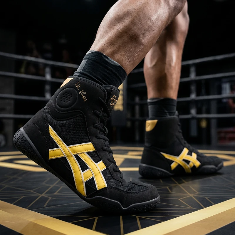 

Men's High-End Professional Boxing Shoes for All Seasons Wrestling Gymnastics Indoor Fitness Comprehensive Training Boots
