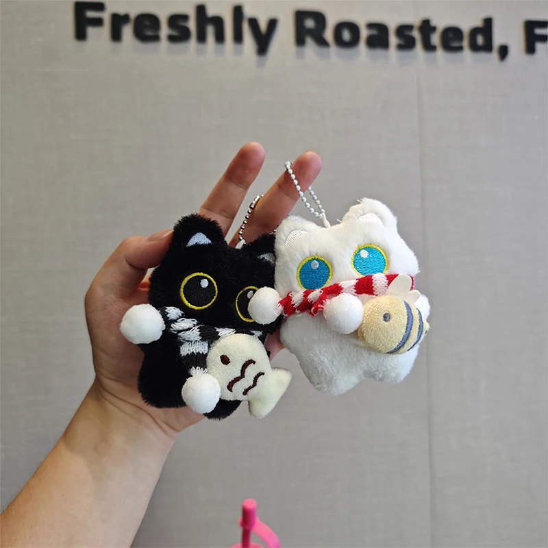 【السلام】صار لطيف أسود أبيض القط أفخم دمية قلادة المفاتيح عروسة كارتون لعبة قلادة كيرينغ حقيبة حلية هدية للأطفال