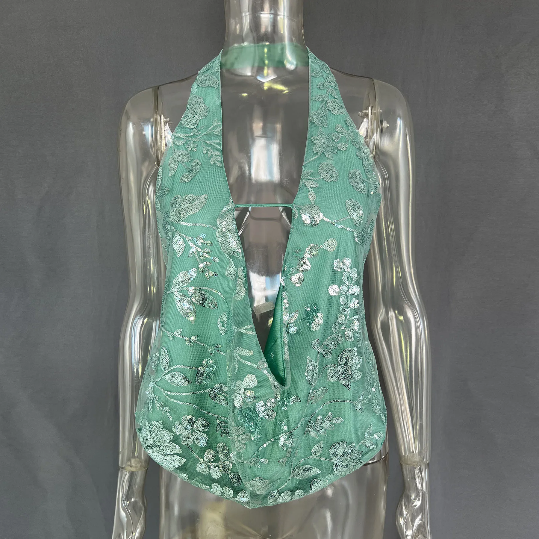 

Women Deep V Neck Glitter Tank Tops Vest Pullovers Summer New Sparkle Backless Cropped Tops Elegant Beach Sequins Tops