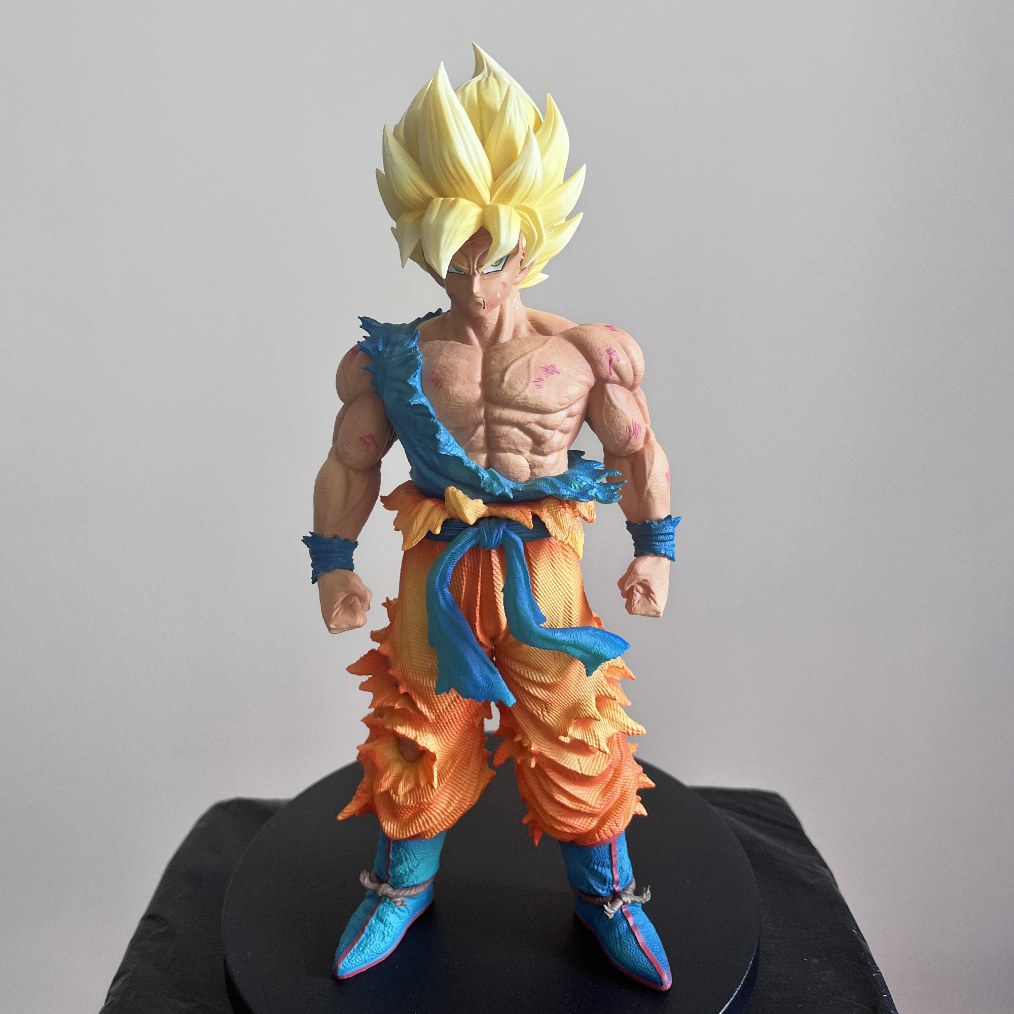 

28cm Dragon Ball Anime Son Goku Character Goku Super Saiyan 1 Action Figure PVC Model Statue Desktop Decoration Collection Toy