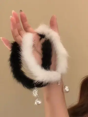 Women Sexy Snowflake Pearl Fluffy Necklace Choker Plush Velvet Clavicle Chain Collarbone Chokers Party Club Fashion Jewelry