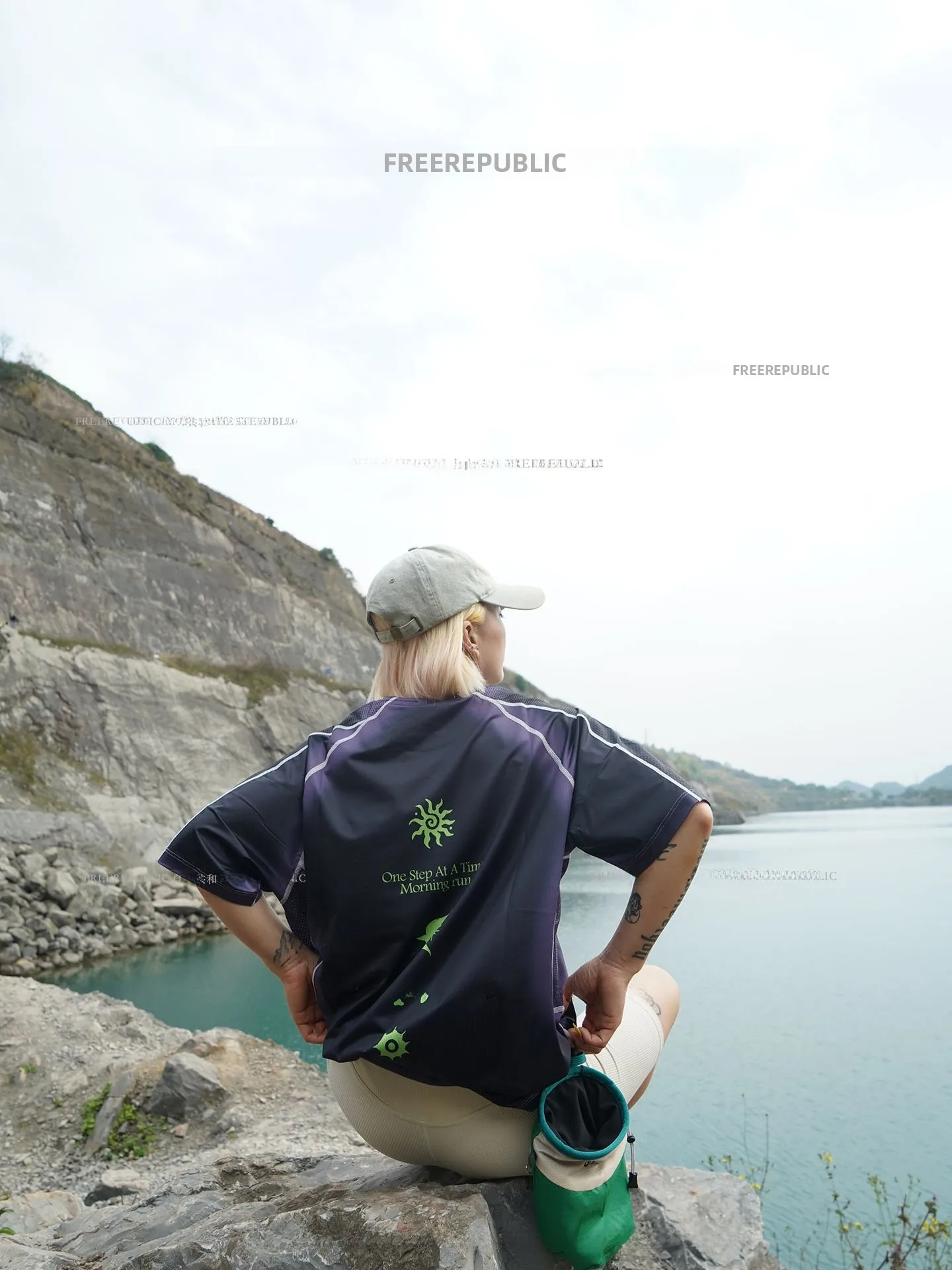 Ultra-Thin Quick-Drying Long Sleeve Hiking Sportswear Breathable Sun-Protective Outdoor Clothing Polyester Fiber Casual Style