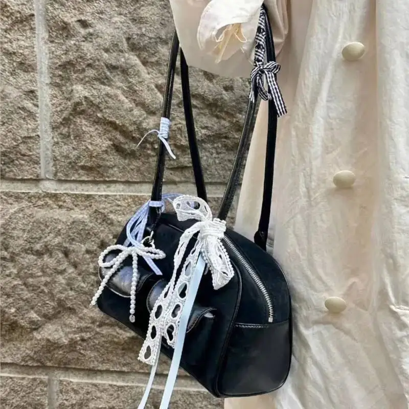 Bloom Vintage Black Bowling Handbag Women New Leather Pocket Chic Casual Shoulder Bags Female Retro Underarm Bag Aesthetic