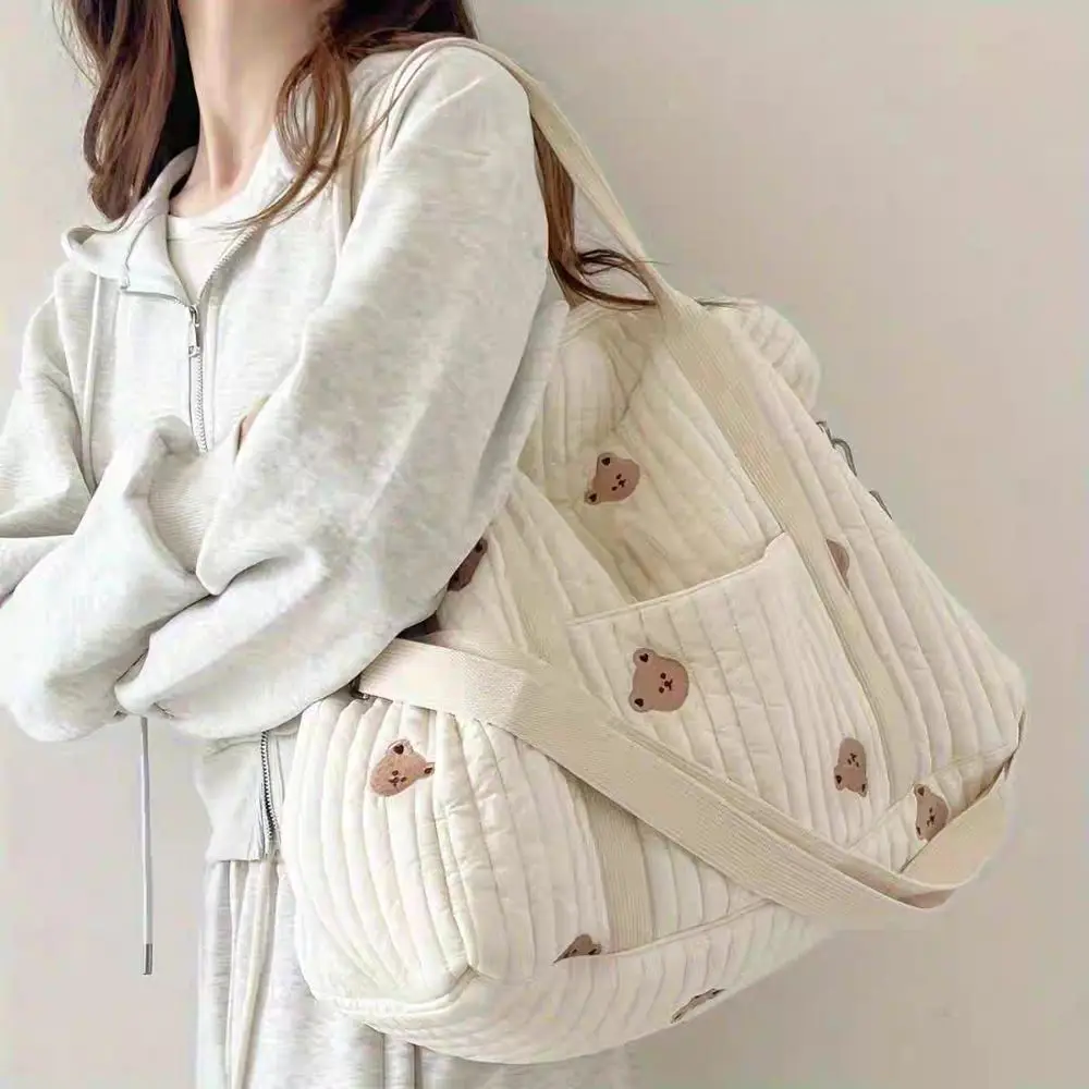 

Large Capacity Travel Luggage Bag Multi Functional Foldable Embroidered Travel Bag Cartoon Bear Sweet Flower Cute Mommy Bag