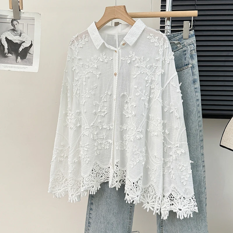 Embroidery Stereo Jacquard Gentle Blouses Single-breasted Lace Patchwork Age Reducing Blusas 2024 Spring Autumn New Chic Shirts