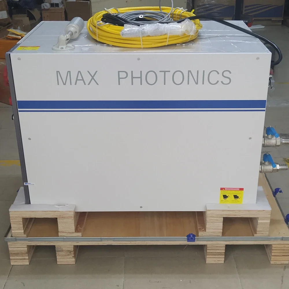 Maxphotonics 6kw Source Max Fiber Source CW Max 6kw Generator Resonator