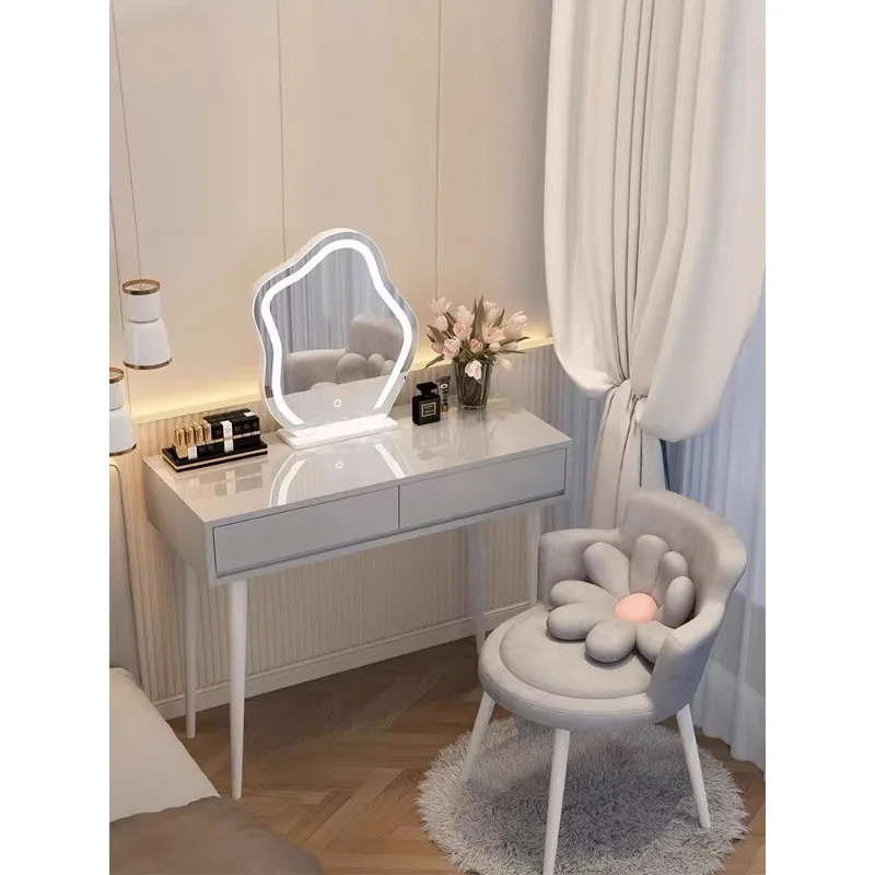 

Dresser modern simple master bedroom Internet celebrity small apartment makeup table cabinet French cream style makeup table