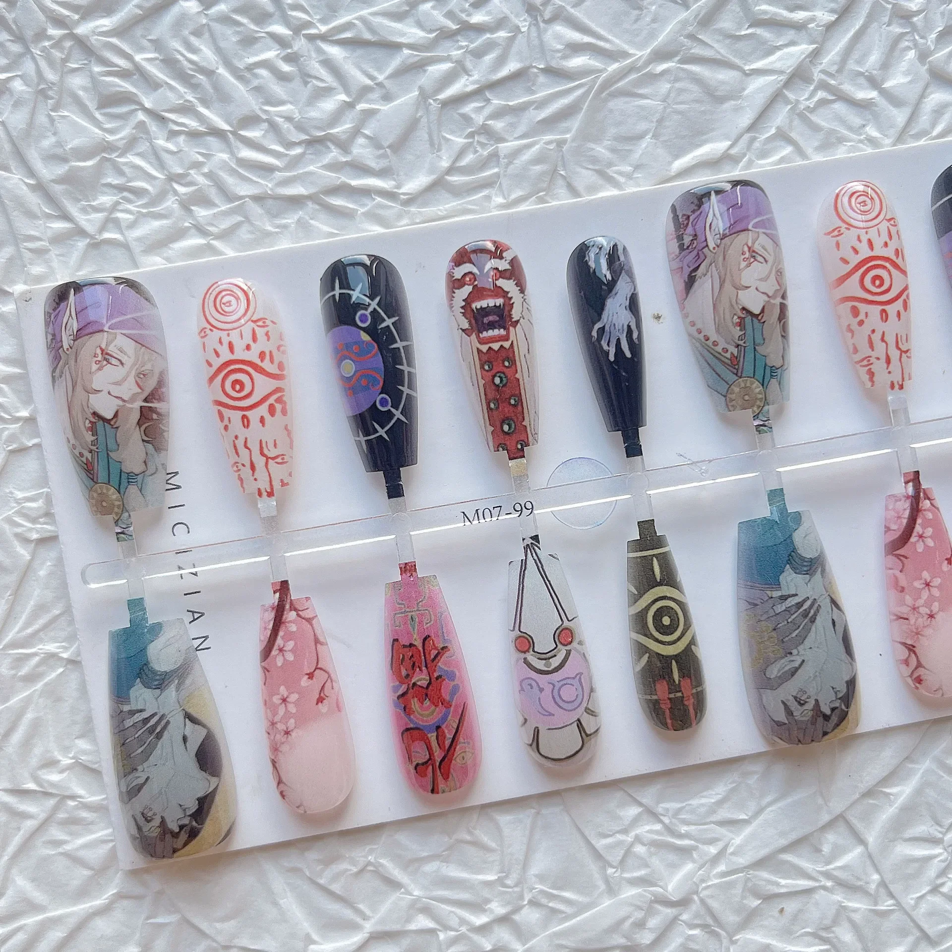 Kusuri Uri Gothic Pretty Unique Sakura Eyes Dark Retro Old Cartoon Fake Nails Anime Sakura False Nails Manicure Accessories