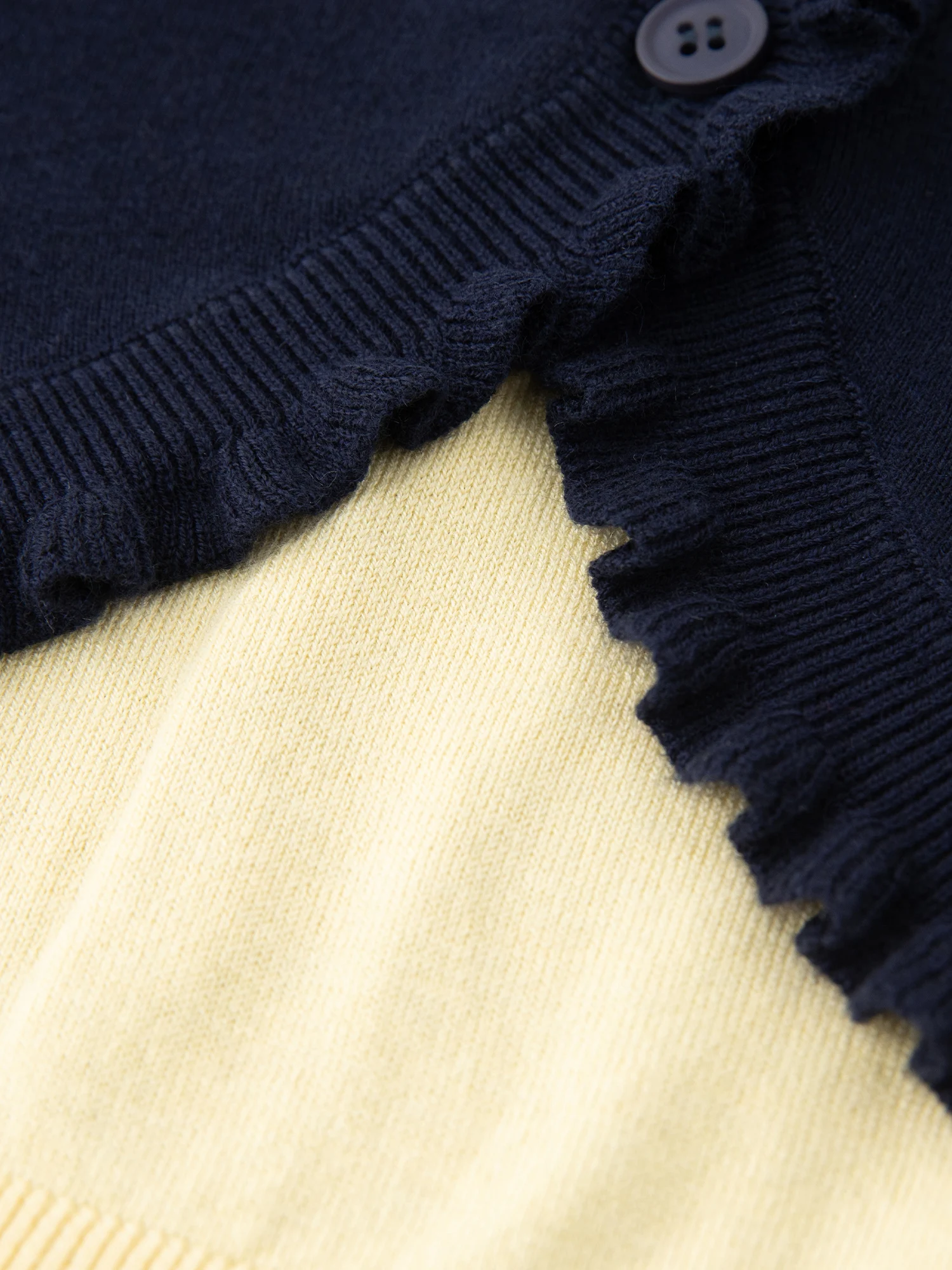 DUSHU 2026 Spring Women's False Two Piece Cardigan Lace Trim Ruffle Collar Short Knit Jacket Y2K Cropped Button Up Top Sweater