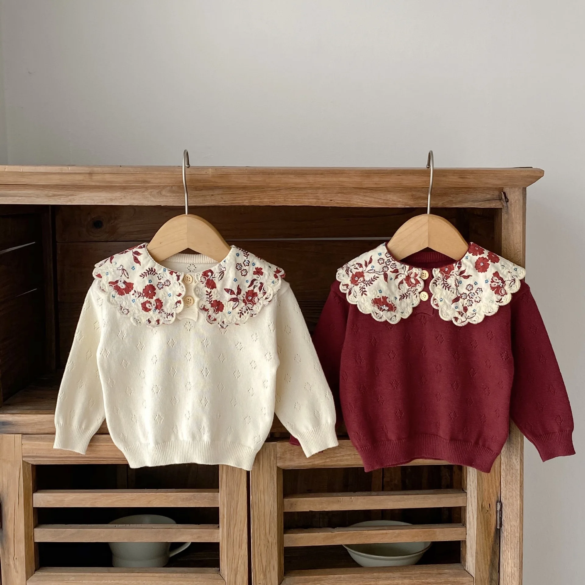 

Spring and Autumn New 0-3 Year Old Baby Clothing, Exquisite Girl Baby Big Lace Collar Knitted Long Sleeve Sweater