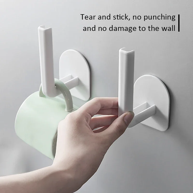 1pcs Kitchen Paper Towel Holder Self-adhesive Accessories Under Cabinet Roll Rack Tissue Hanger Storage Rack for Bathroom Toilet