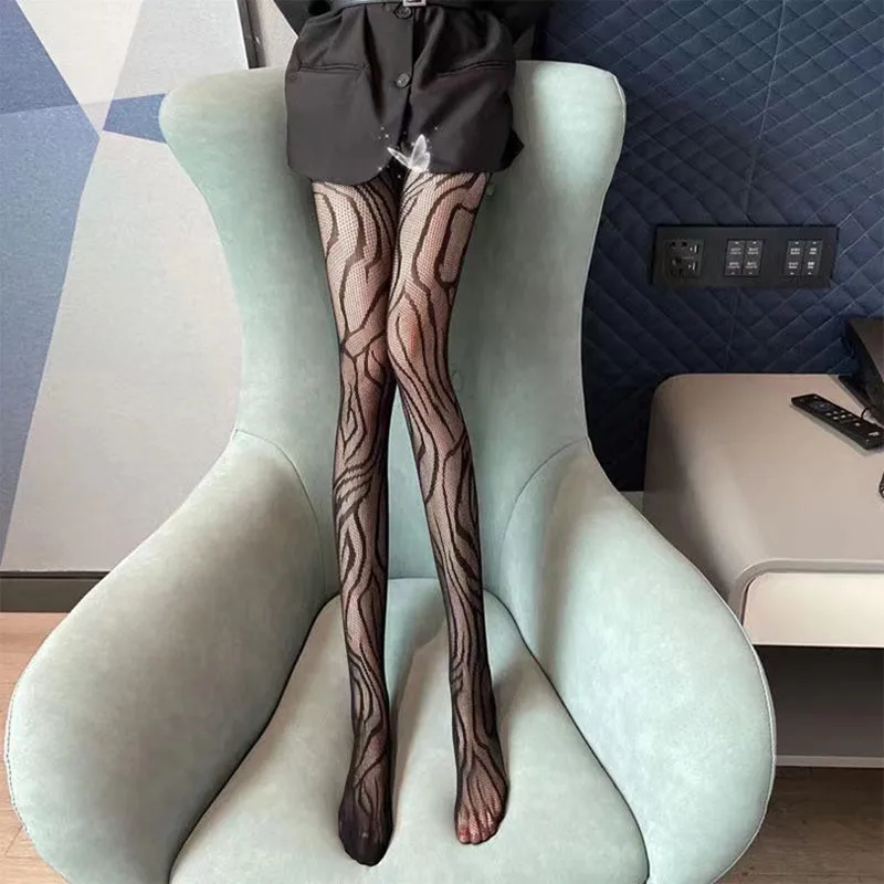 مثير موضة منقوشة جوارب الحرير الجاكار جوارب طويلة النساء شفافة رقيقة المرأة جوفاء شبكة صغيرة شبكة صيد السمك جوارب غريبة
