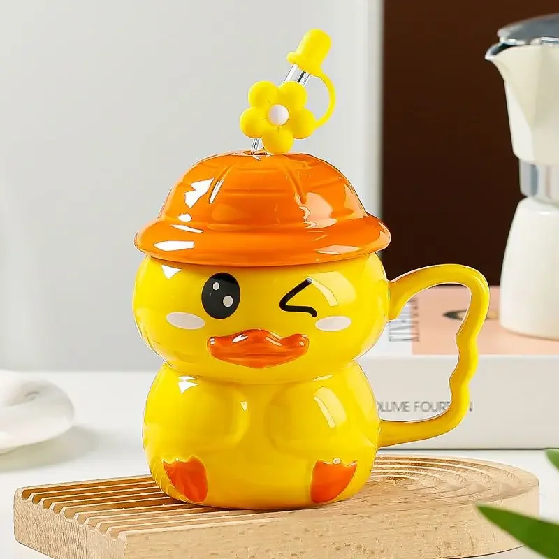 Creative 3D Yellow Duck Ceramic Mug Cute Straw Cup Coffee Mugs Free Shipping Unusual Tea Cup Personalized Gifts for Coffee Cups