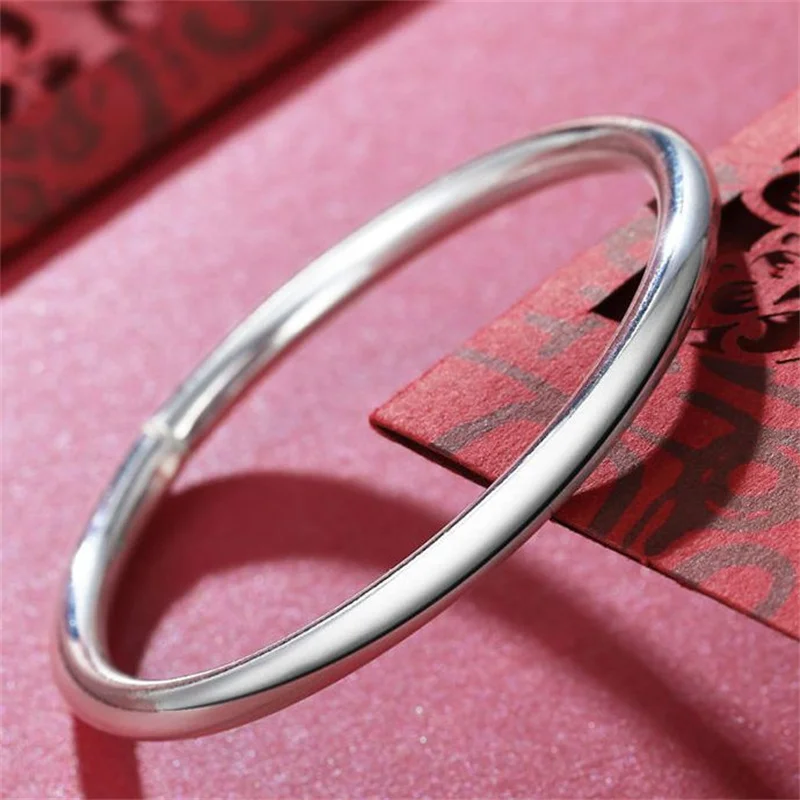 

Women's S999 Solid Silver Bracelet, Smooth Closed Plain Bangle, Stylish Minimalist Design, Versatile Daily Wear, Girlfriend Gift