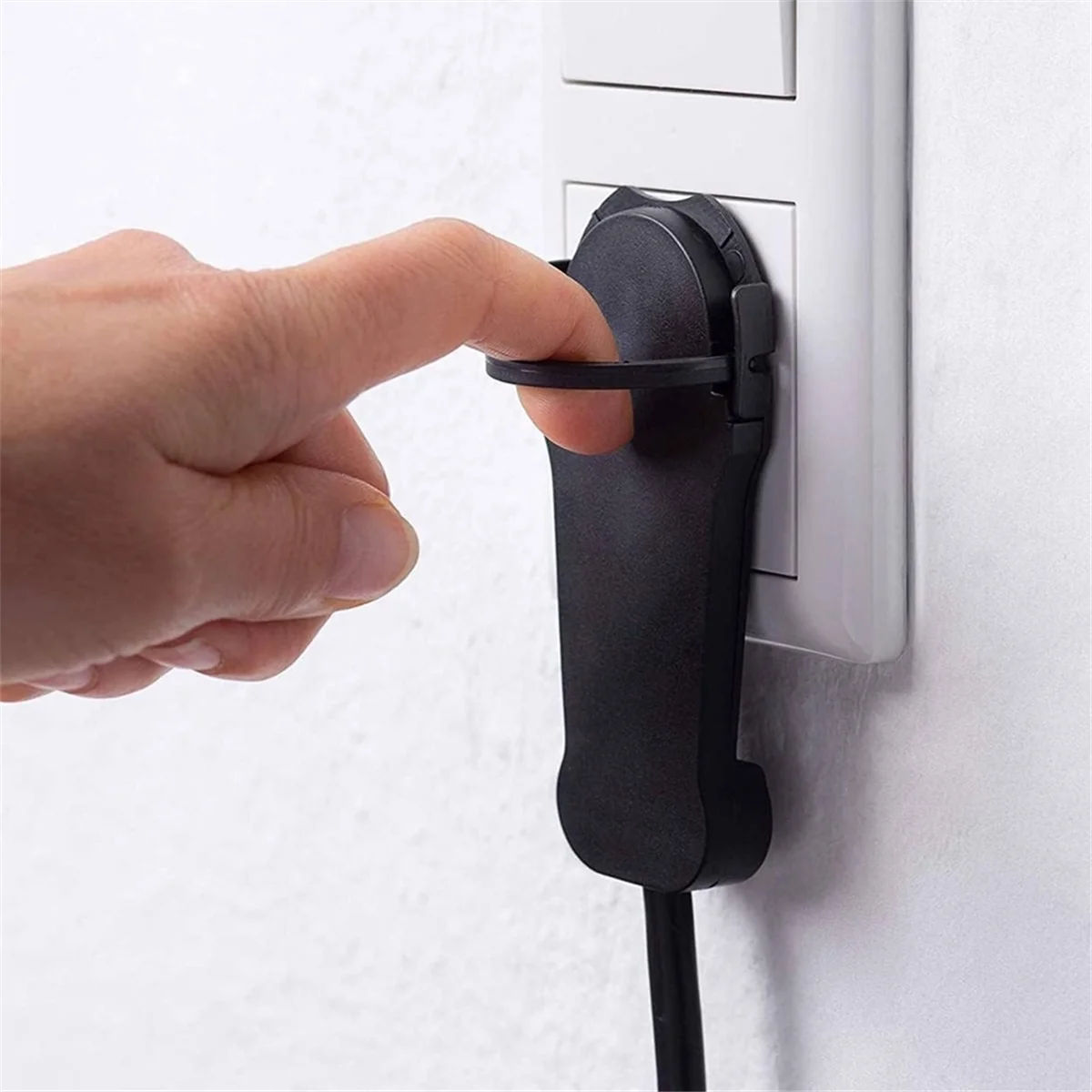 블랙 슈코 앵글 플러그 플랫, 슈코 플랫 플러그, 슈코 플러그 플랫, EU 플러그, 250 V (16 A), 2 개