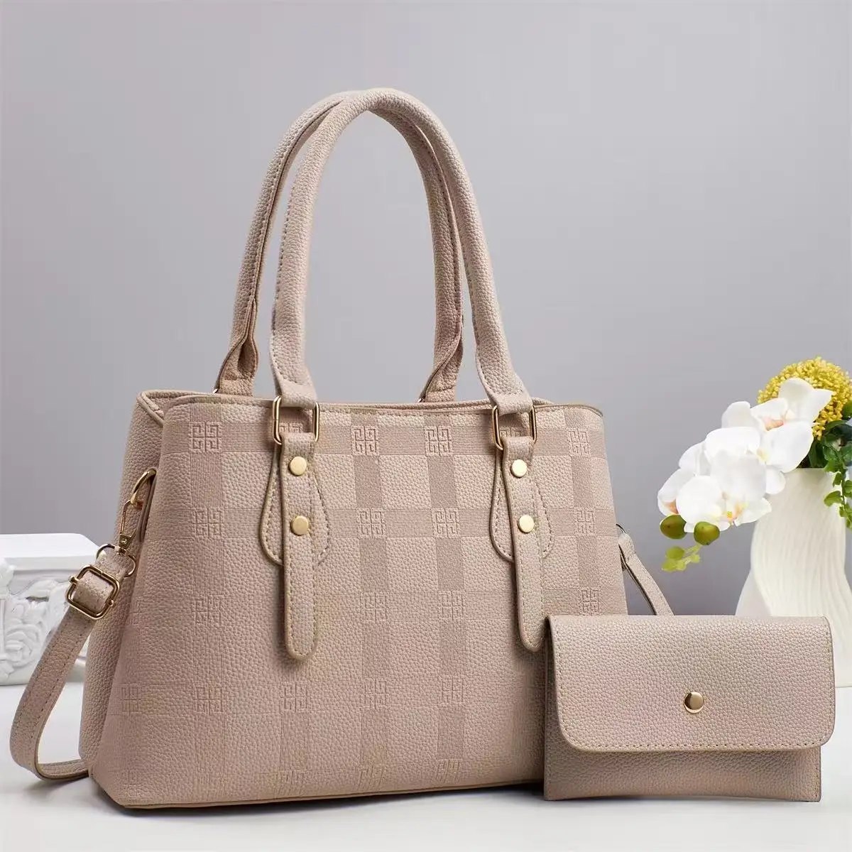 

2025 Plaid Tote Set - Stylish Embossed Mother&Daughter Bags, Spacious Shoulder Purse with Detachable Strap
