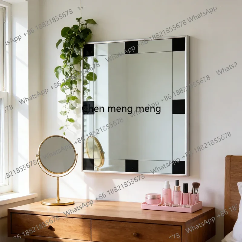 Hot sales European style bathroom bathroom mirror wall hanging washstand bathroom mirror French black and white bedroom makeup m