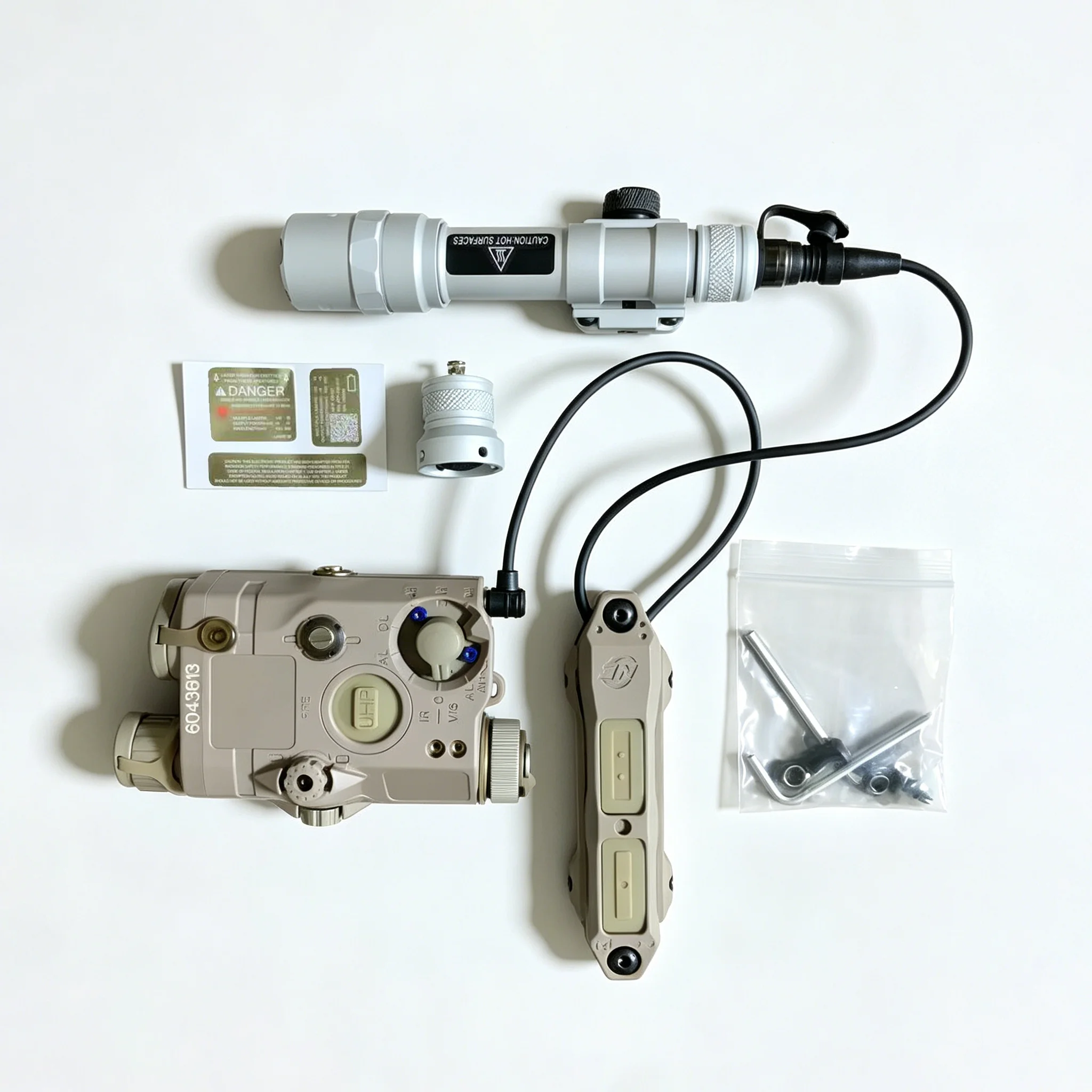 Element PEQ15 Red Laser Sight with Dual Control Rat Tail Switch Matching M600B Multi-Color Tactical Flashlight for Tactical Use