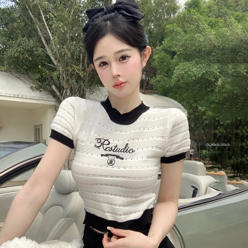 Women\'s Tops Letters Hollow Out Sweet Casual Expose Navel Knitted Short-Sleeved Tops Korean Version