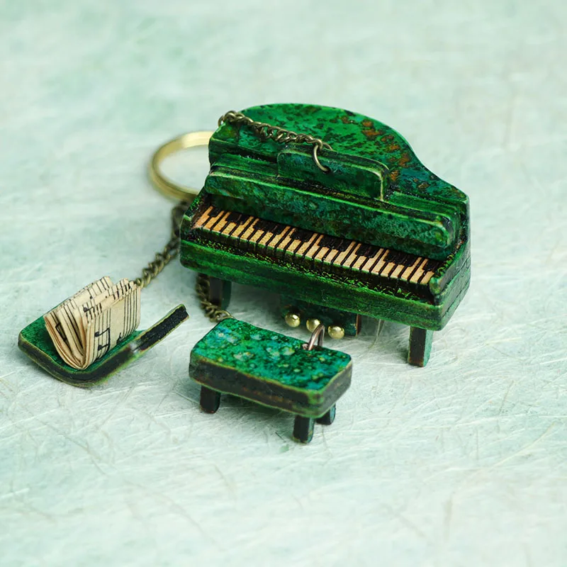Handmade piano instrument keychain pendant handmade leather nostalgic key bag ornament music event commemorative gift