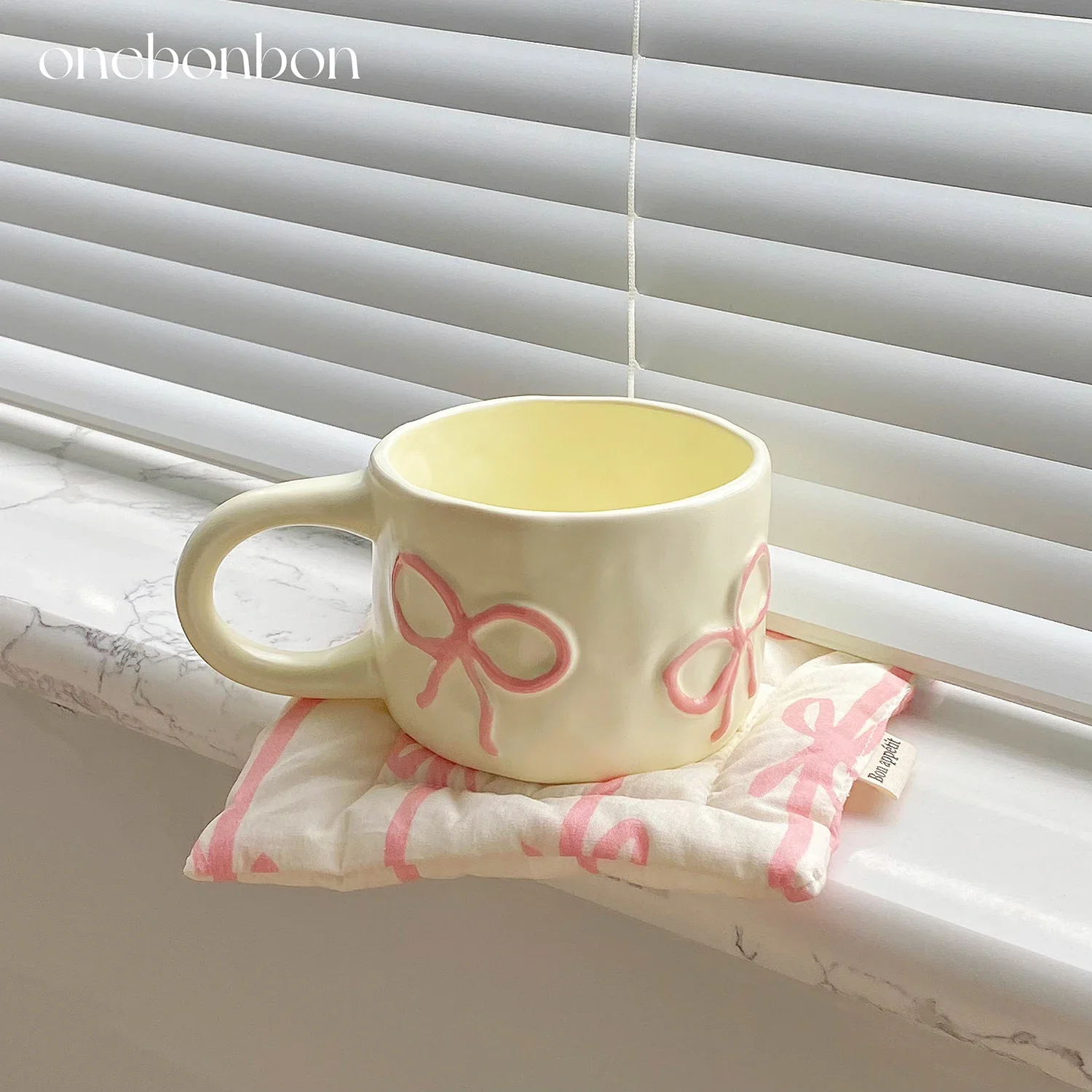 

Hand-painted Bow Ceramic Mug Pink Bow Embossed Ceram Cup Mug Water Cup Coffee Milk Juice Cup Cute Butterfly Style
