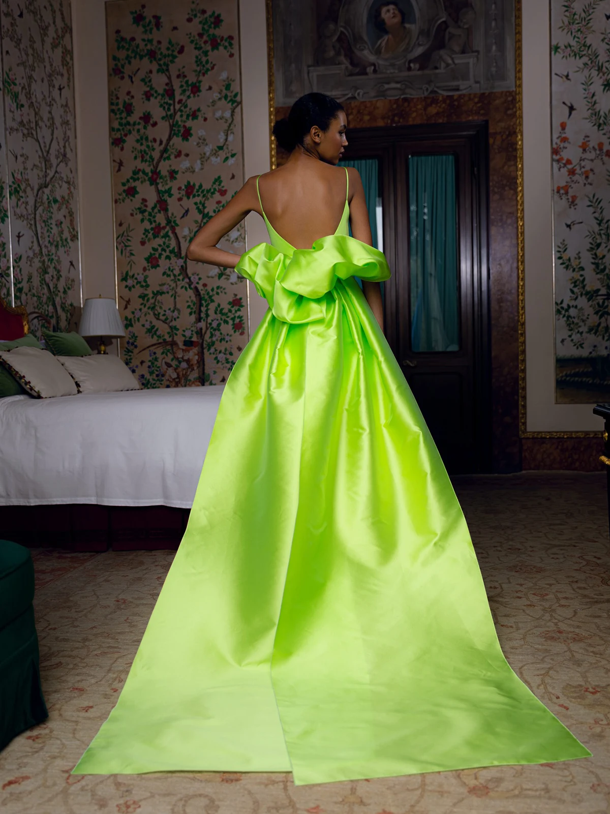 Robe de Soirée Sexy en Satin Vert Lime, Bretelles Spaghetti, Mini Brillante sur Mesure, Zones en V Profond, avec Poignées, Train à Nministériels d Amovible