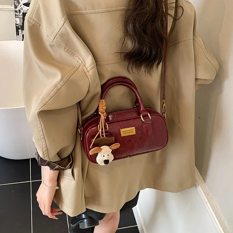 

2025 New Vintage Top Handle Bag for Women, Textured Shoulder Crossbody Purse, Retro Chic Handbag, Elegant & Versatile​