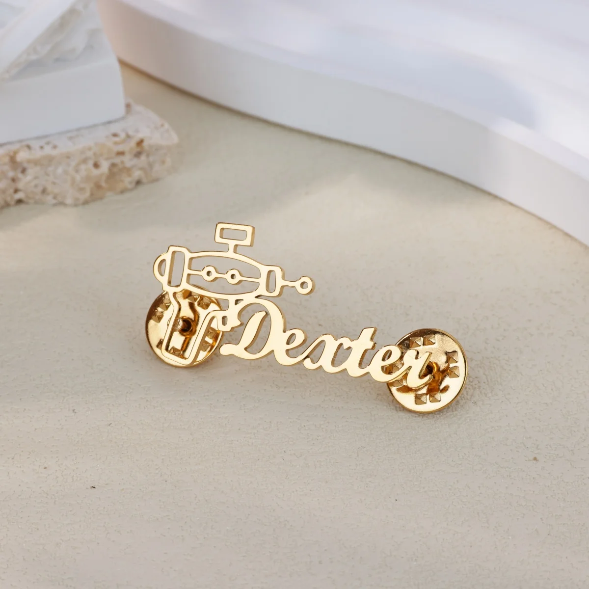 Stainless Steel Custom Name Brooches For Women Men Gold Color Creative Water Gun Pattern Personalized Pins Halloween Jewelry