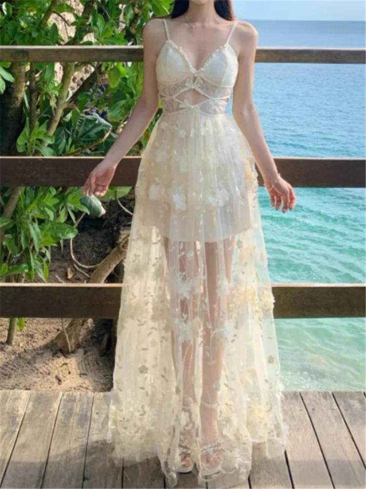 Abito lungo sexy con scollo a V scavato, per le vacanze estive, con spalline in pizzo, abito lungo con ricamo floreale, spiaggia, fata al mare, abito con bretelle a linea