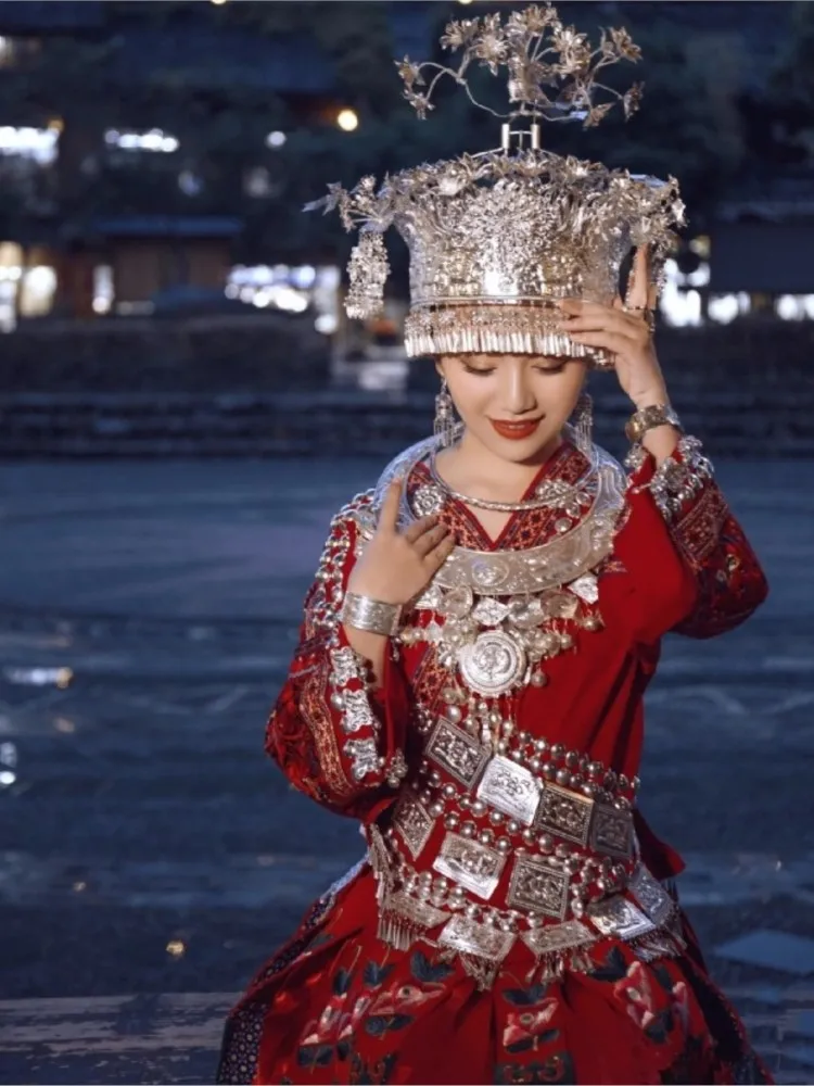 Ethnic style women's performance costume set wedding dress travel photography complete