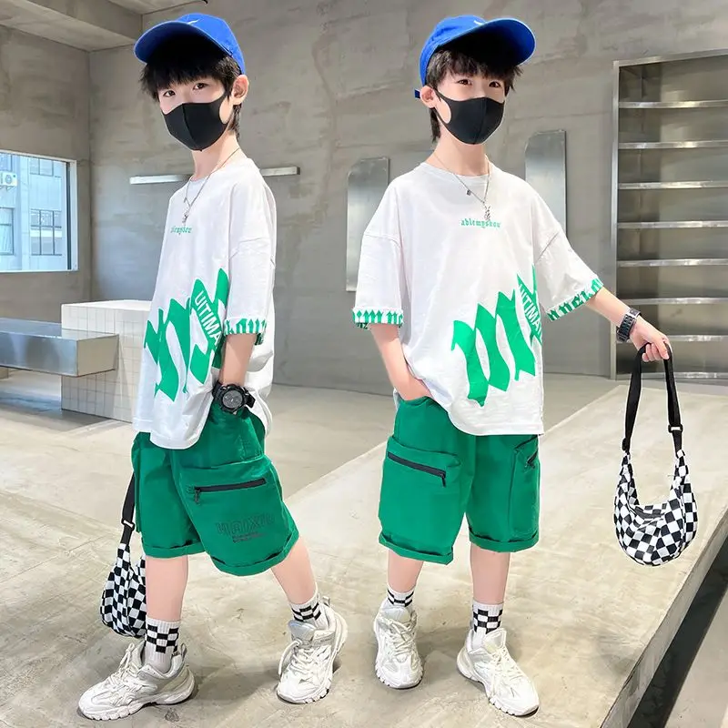 مطبوعة قصيرة الأكمام الاطفال الصبي ملابس الأطفال أفضل الفتيان الزي مجموعة 2025 ملابس الأطفال الجديدة أسفل الصيف الرجال مجموعات الكورية