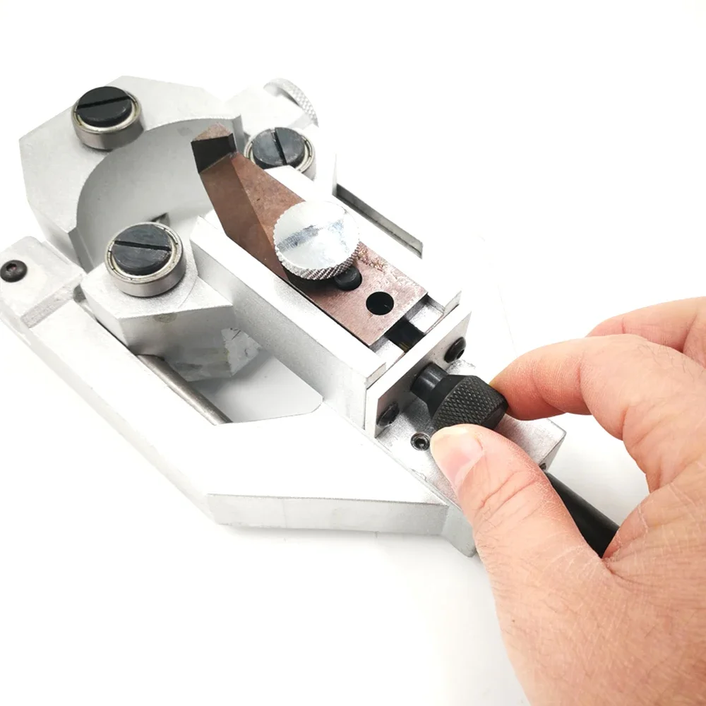 Ручной станок для зачистки кабеля KBX 65, станок