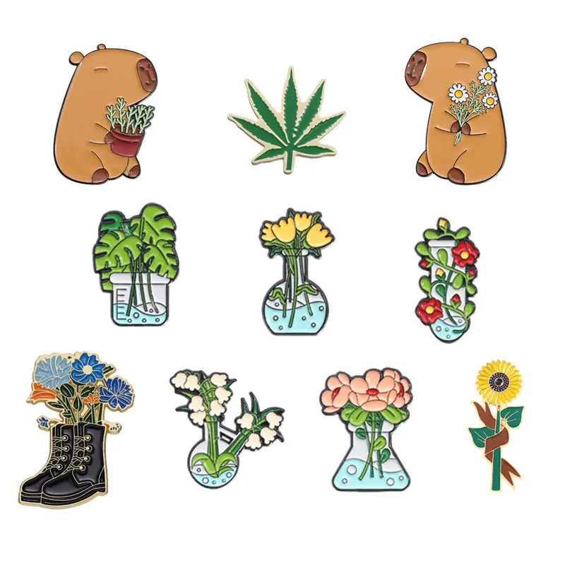 Animal and Plant Brooch Cartoon Cute Capybara Metal Badge Small Gift Wholesale Lapel Pins for Backpacks Backpack Pin Badges Cap