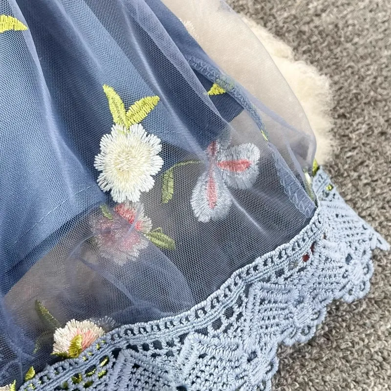Runway Embroidered Flower Long Dress Women Stand Elegant Vintage Mesh Patchwork Lace Long Party Dresses Female Vestidos Clothes