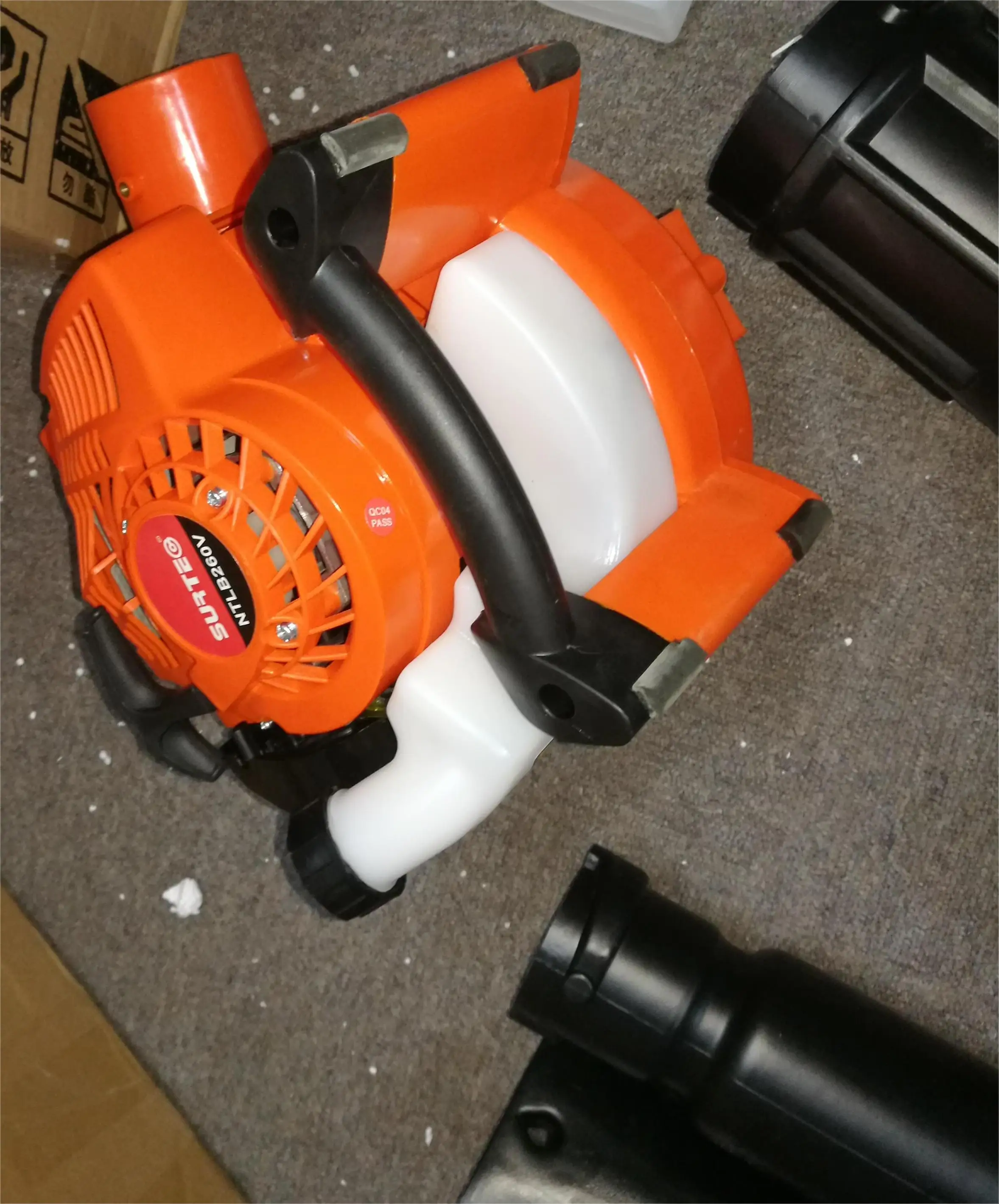 NTLB260 25,4 cc Trattamento foglie da giardino domestico Utensili elettrici durevoli Soffiatore per foglie a benzina