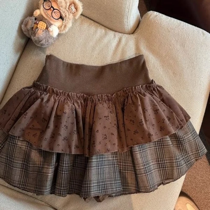 Deeptown Vintage Plaid Skirt Women Harajuku Japanese Sweet Preppy Style Mini Skirt Autumn Winter Patchwork Ruffle Short Skirts:Deeptown Vintage Plaid Skirt Women Harajuku Japanese Sweet Preppy Style Mini Skirt Autumn Winter Patchwork Ruffle Short Skirts: Spódnica w kratę Deeptown Vintage, styl Harajuku, japoński słodki styl preppy, mini spódniczka, jesień-zima, patchwork, falbanki, krótkie spódnice