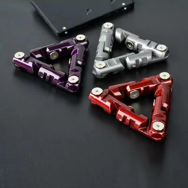 Infinity Flip Alloyed Triangle Handheld Metal Fidget Toys Mechanical Tactile Chain Adult EDC Toy Relieve Stress Anxiety Autism