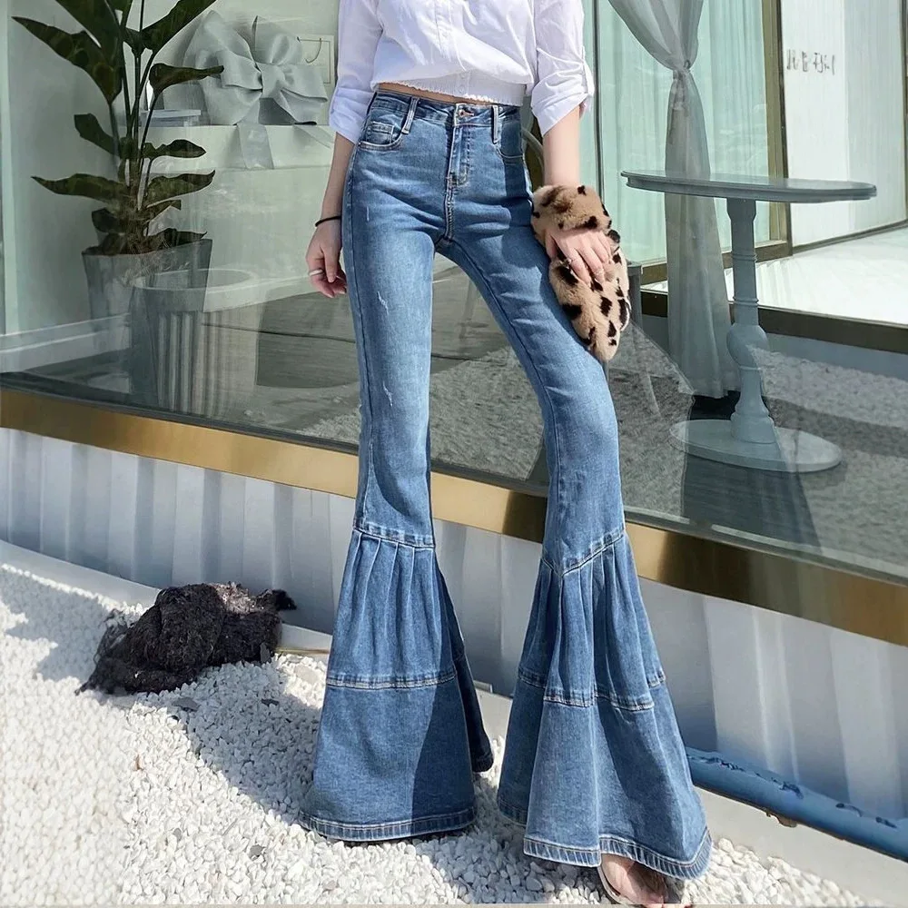 

2026 New Women's Blue Flare Jeans Streetwear Vintage High Waist Slimming Denim Pants Spring Autumn Fashion Versatile Trousers