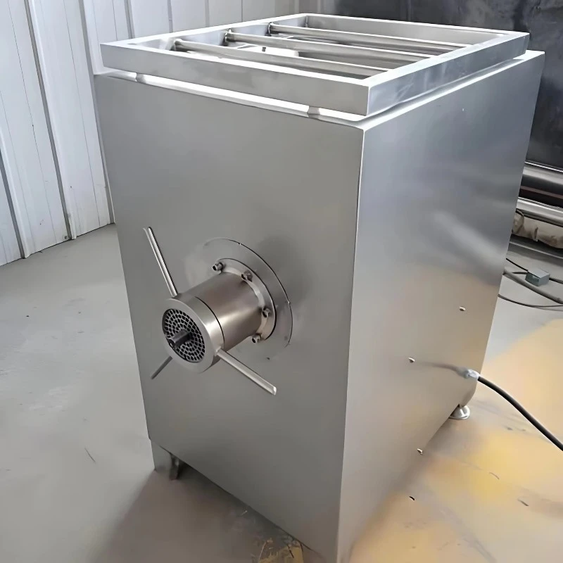 High Capacity Automatic Meat Grinder Machine Stainless Steel Frozen Meat Block Cutting and Grinding Equipment view 4