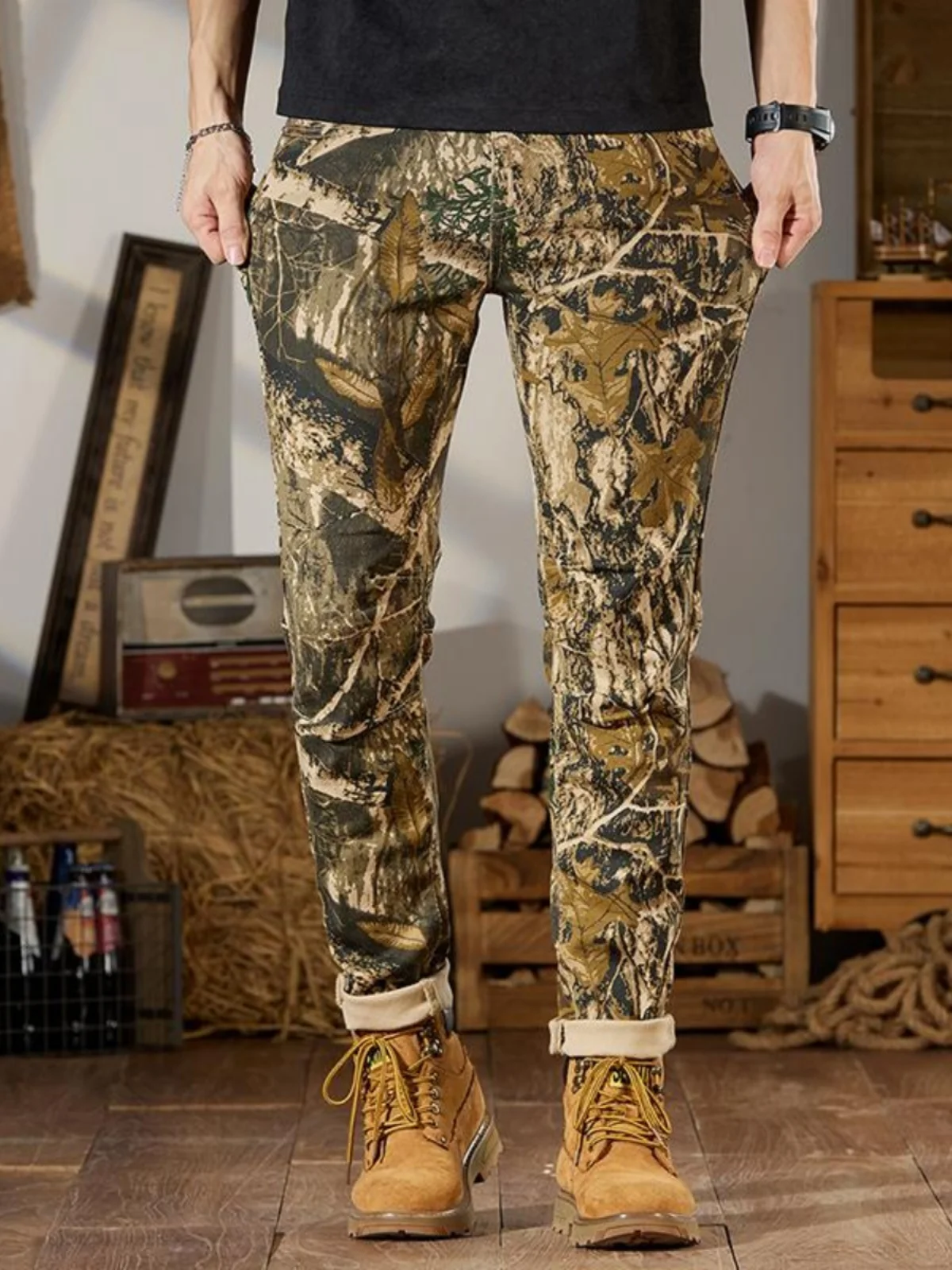 

Американские джинсы-карго с камуфляжным принтом и рваными элементами, мужские повседневные функциональные рабочие брюки из плотного денима, зауженный крой