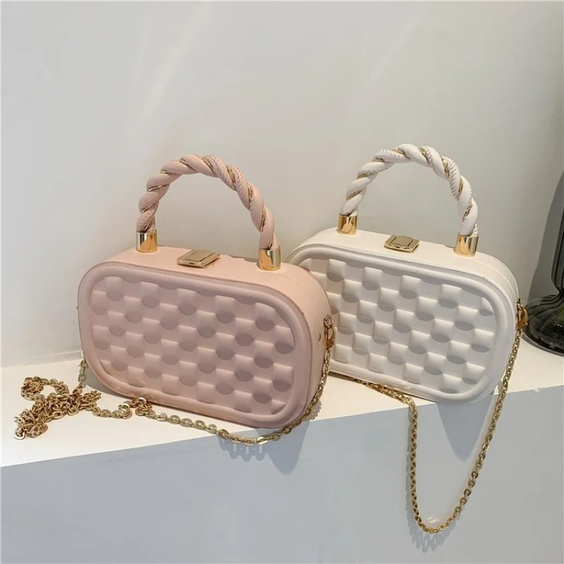 

Famous Designer Leather Women's Messenger Bag Luxury Brand Elegant Classic Fashionable Commuter Vintage Bag